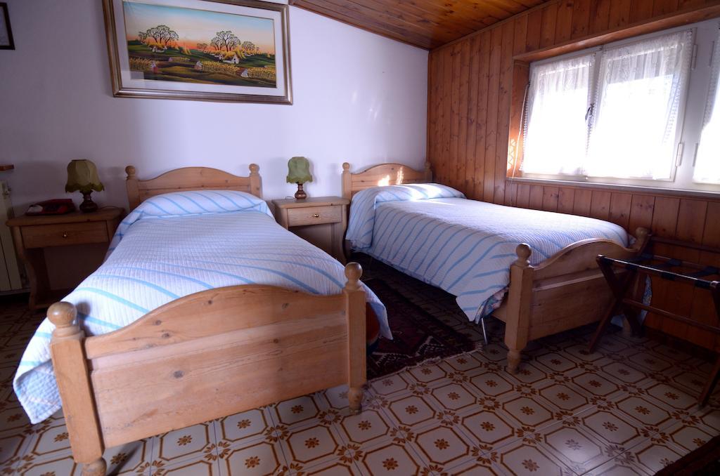 Hotel Mirella 3*